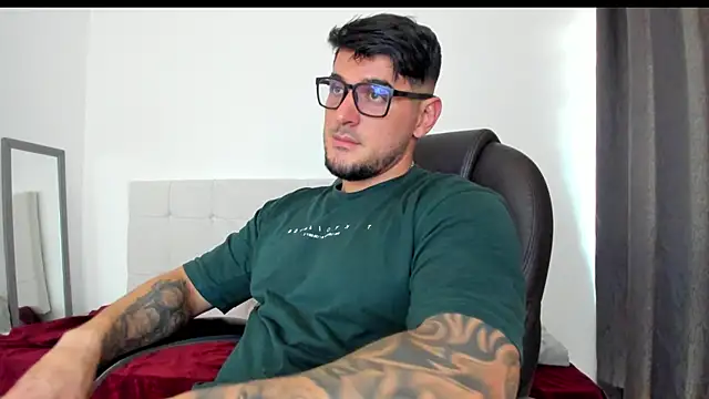 Teilor Creed online show from November 2025 08:30:02 PM