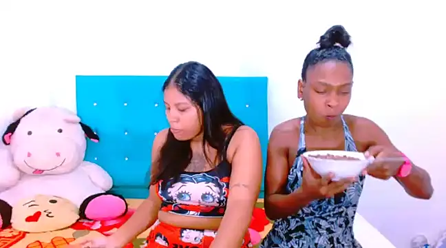 ladypussy69 online show from December 2024 12:05:01 PM