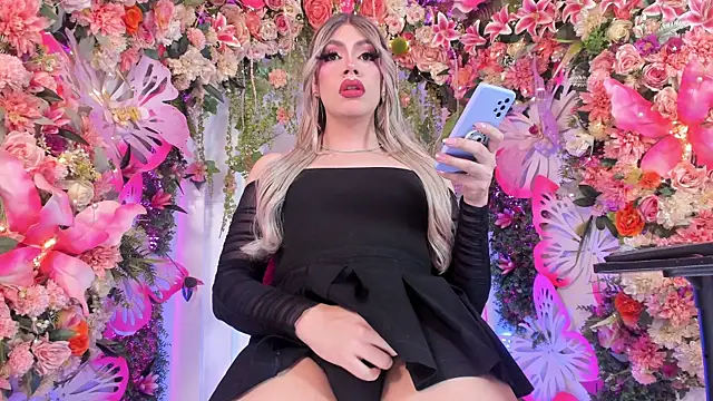 Snapshot of Laurenn_evans chatting on March 2026 08:34:02 PM Laurenn evans online show from March 2026 08:34:02 PM