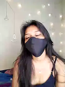 Snapshot of Jenny-Lucifer chatting on January 2025 07:04:01 PM Jenny-Lucifer online show from January 2025 07:04:01 PM