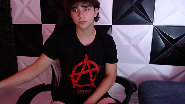 Dani cumboy online show from January 2025 06:31:02 AM