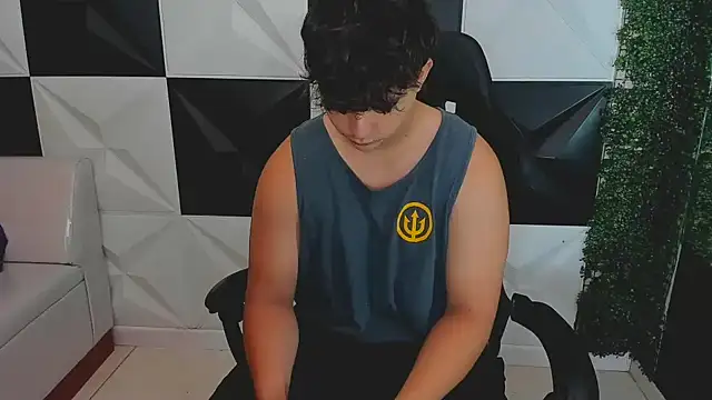 Dani cumboy online show from October 2025 02:15:02 PM