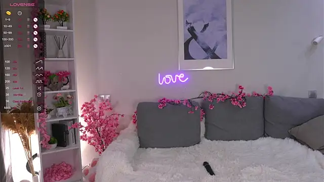 SallyReidj online show from December 2025 03:41:02 PM