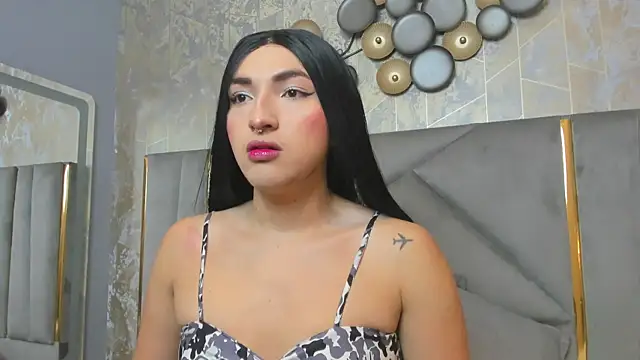 TomLondon  online show from January 2025 11:48:01 AM