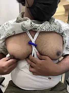 dick69lil online show from May 2026 07:04:01 AM