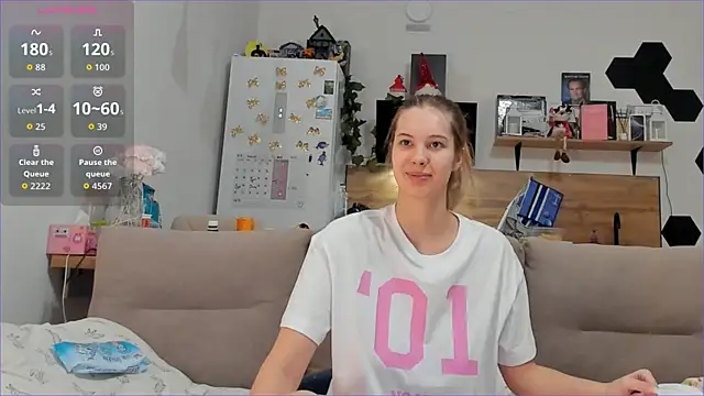 Girl alone home online show from January 2026 03:42:02 AM