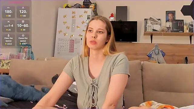 Girl alone home online show from April 2026 03:58:01 PM