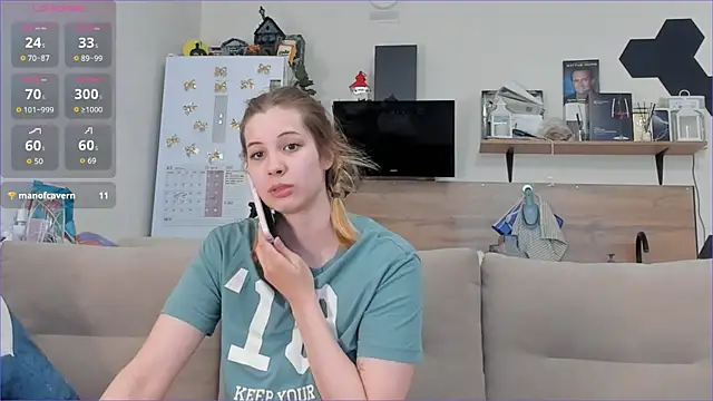 Girl alone home online show from April 2026 03:21:01 PM