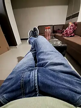 Snapshot of villagb12 chatting on January 2025 03:43:01 PM villagb12 online show from January 2025 03:43:01 PM