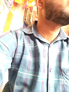 Snapshot of villagb12 chatting on February 2025 07:33:02 AM villagb12 online show from February 2025 07:33:02 AM