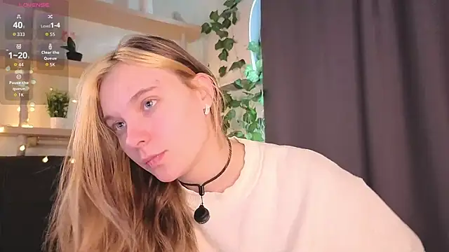 NaokoStifel online show from May 2026 01:10:02 AM