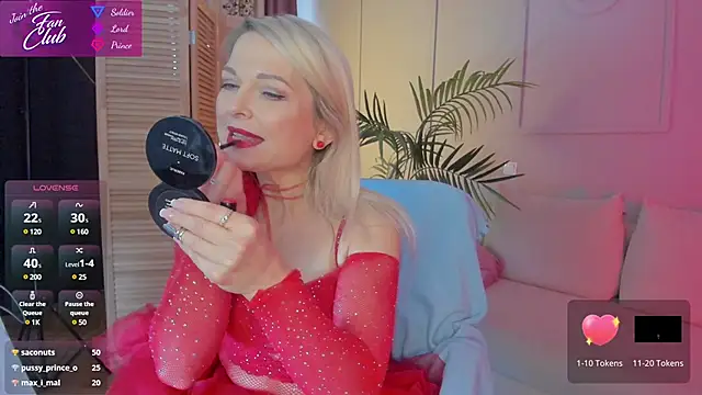 Snapshot of Gloria_Lovely chatting on March 2025 02:12:02 PM Gloria Lovely online show from March 2025 02:12:02 PM