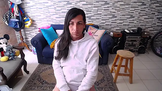 Snapshot of VioletaGomezCo chatting on April 2026 06:23:01 PM VioletaGomezCo online show from April 2026 06:23:01 PM