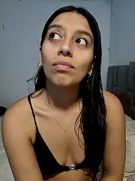 Snapshot of BrittanyDiaz chatting on January 2025 08:00:01 PM BrittanyDiaz online show from January 2025 08:00:01 PM