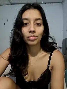 Snapshot of BrittanyDiaz chatting on February 2025 04:03:02 PM BrittanyDiaz online show from February 2025 04:03:02 PM