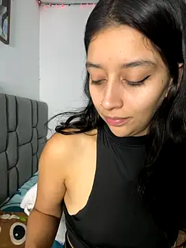 Snapshot of BrittanyDiaz chatting on September 2025 05:46:01 PM BrittanyDiaz online show from September 2025 05:46:01 PM