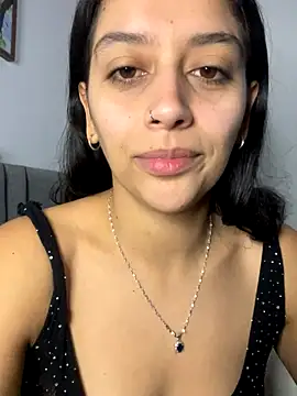 Snapshot of BrittanyDiaz chatting on October 2025 06:05:01 PM BrittanyDiaz online show from October 2025 06:05:01 PM