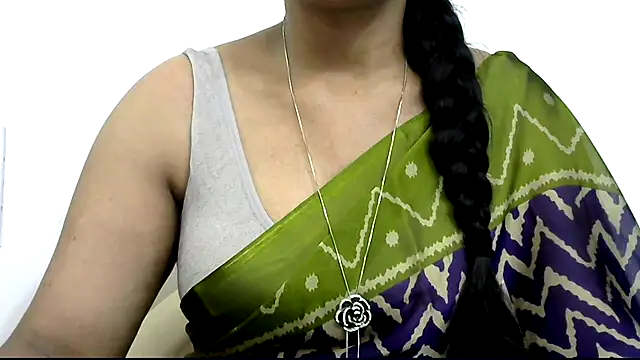 Snapshot of rashmika_reddy chatting on September 2025 04:01:01 AM rashmika reddy online show from September 2025 04:01:01 AM