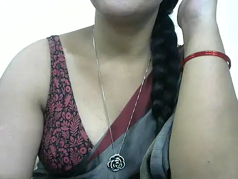 rashmika reddy online show from February 2026 04:54:01 AM