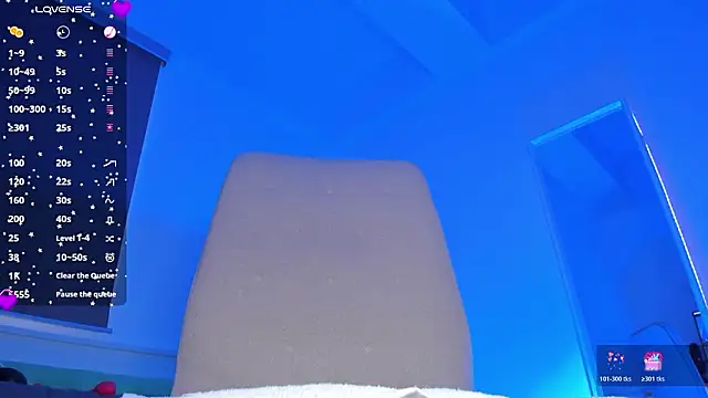 laura-hills18 online show from March 2026 09:18:01 PM