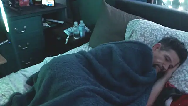 Snapshot of allenspuninfla chatting on January 2025 07:48:01 AM allenspuninfla online show from January 2025 07:48:01 AM