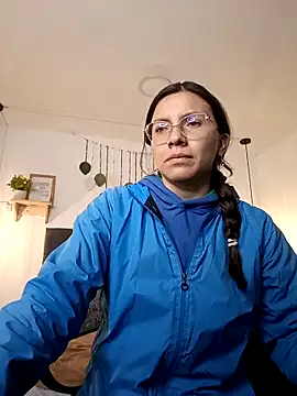 karlamorris  online show from October 2025 01:53:02 PM