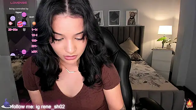 Snapshot of renee_shelby_ chatting on January 2025 09:12:01 PM renee shelby online show from January 2025 09:12:01 PM