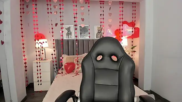 Snapshot of renee_shelby_ chatting on February 2025 12:13:01 AM renee shelby online show from February 2025 12:13:01 AM