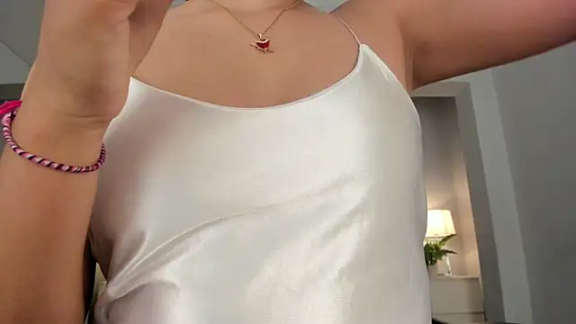 Snapshot of renee_shelby_ chatting on March 2025 08:30:01 PM renee shelby online show from March 2025 08:30:01 PM