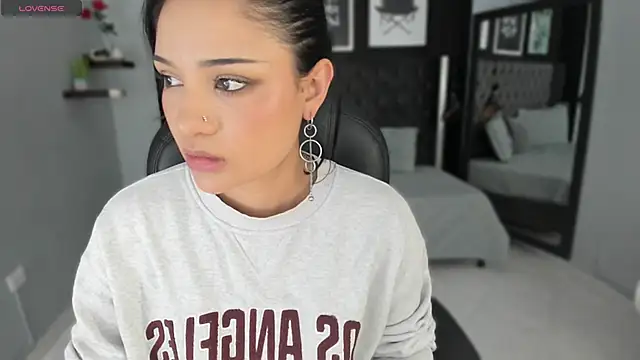 Snapshot of renee_shelby_ chatting on January 2026 07:50:02 PM renee shelby online show from January 2026 07:50:02 PM