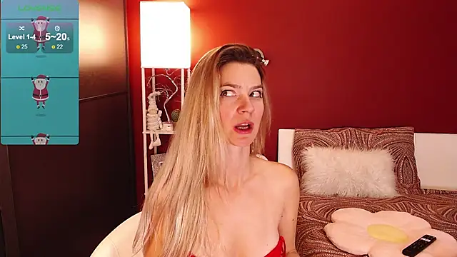 sexy blondegirl online show from December 2024 05:11:01 PM