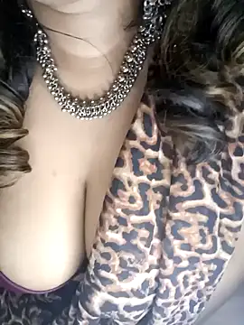 Snapshot of Leo_shreya_888 chatting on December 2024 08:34:01 PM Leo shreya 888 online show from December 2024 08:34:01 PM