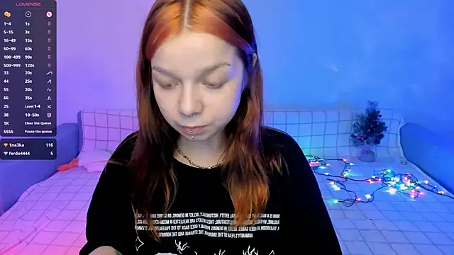 crystal lilith online show from December 2024 06:59:01 PM