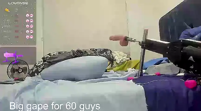 Snapshot of kenyka_bigass chatting on March 2025 01:17:02 AM kenyka bigass online show from March 2025 01:17:02 AM