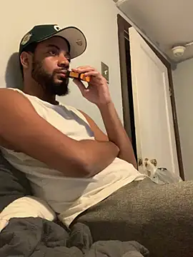 Snapshot of MrPresident_P chatting on January 2025 01:50:01 AM MrPresident P online show from January 2025 01:50:01 AM