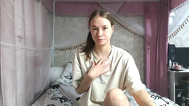 leila bambi  online show from November 2025 11:53:01 AM