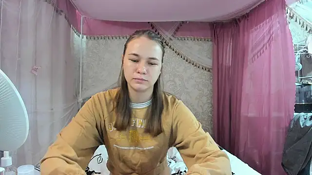 Snapshot of leila_bambi_ chatting on March 2026 09:56:02 AM leila bambi online show from March 2026 09:56:02 AM