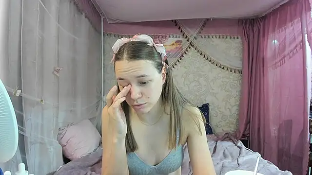 Snapshot of leila_bambi_ chatting on April 2026 05:54:02 PM leila bambi online show from April 2026 05:54:02 PM
