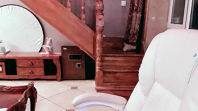 Snapshot of NIAN-er chatting on February 2025 01:40:02 PM NIAN-er online show from February 2025 01:40:02 PM