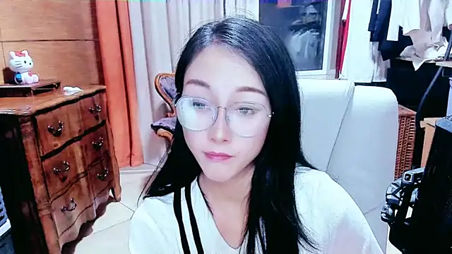 Snapshot of NIAN-er chatting on March 2025 07:34:01 PM NIAN-er online show from March 2025 07:34:01 PM