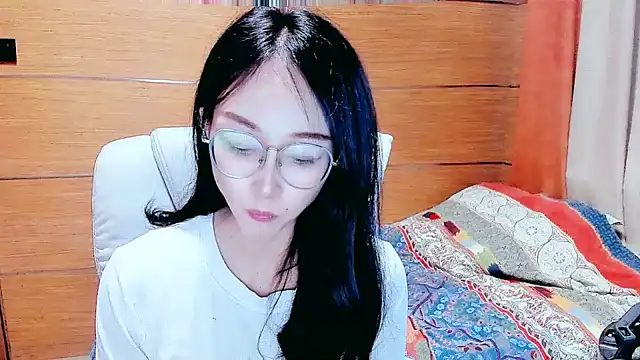 Snapshot of NIAN-er chatting on March 2025 09:34:02 AM NIAN-er online show from March 2025 09:34:02 AM