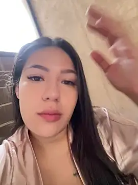 Latina vanessa online show from May 2026 01:05:02 PM