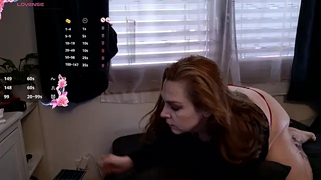 Big Beautiful MILF online show from September 2025 12:51:01 PM