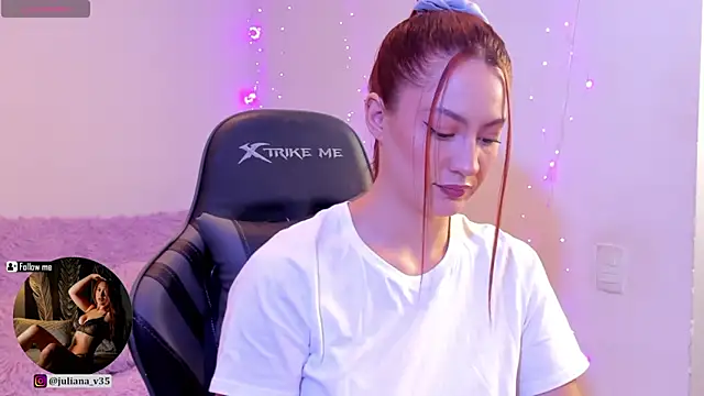 Snapshot of Amypond__ chatting on October 2025 03:55:01 PM Amypond online show from October 2025 03:55:01 PM