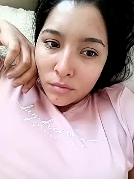 Zetrionn online show from December 2024 07:11:01 PM