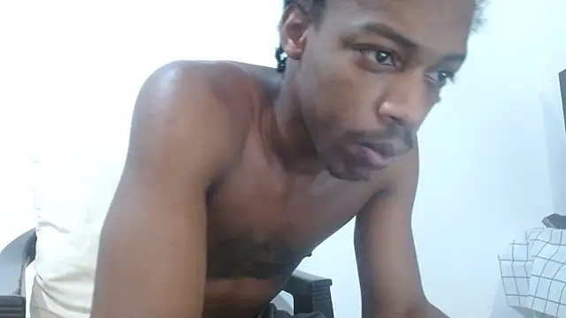 Larry-n-clouds online show from February 2026 08:29:01 PM