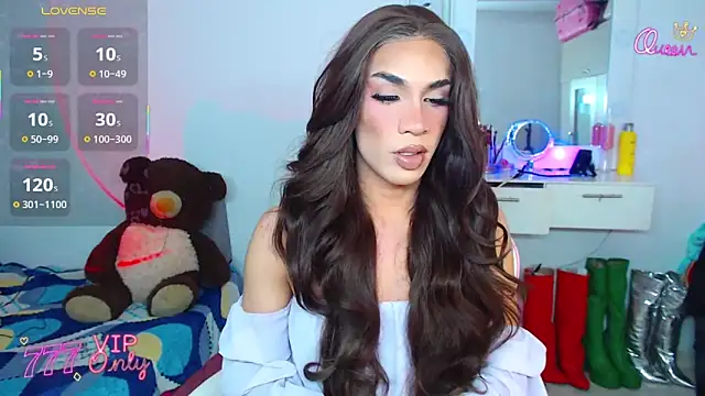 camila hootie online show from April 2026 08:32:02 PM