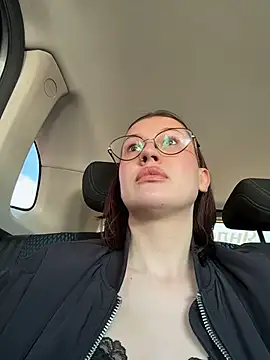 RinaCat online show from April 2026 09:04:01 AM