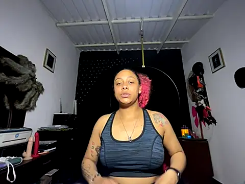 Cata Blue   online show from September 2025 03:00:02 PM