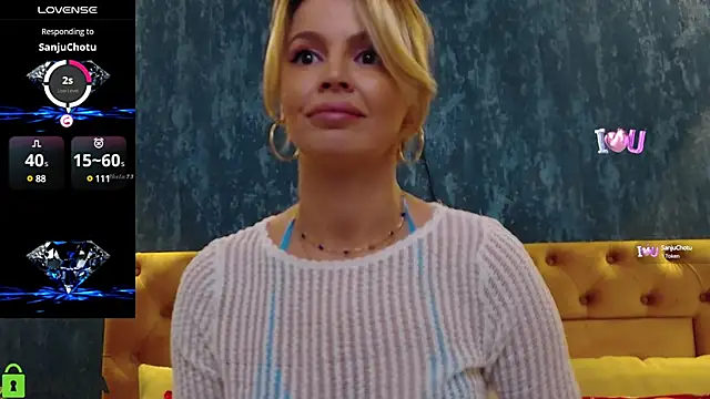 EvaDiamondXX online show from December 2024 05:18:02 PM